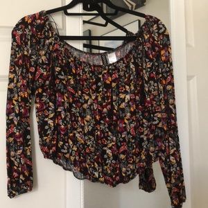 Long sleeve crop top